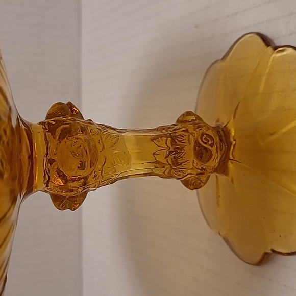 Vintage Fenton Cabbage Rose Lidded Candy Dish - Picture 9 of 16